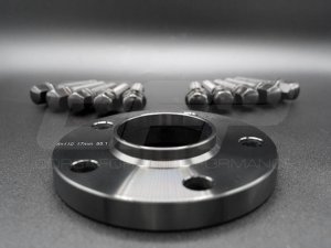 Alfa Romeo Stelvio Wheel Spacers - CFP - 17mm - Black - set of 2 w/ extended bolts